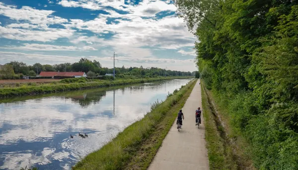 De Saint-Omer à Aire-sur-la-Lys