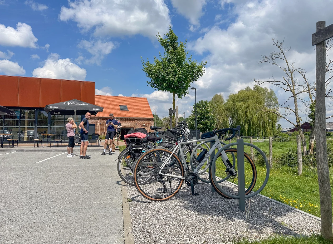 Fietsconciërgedienst: reis licht door de regio